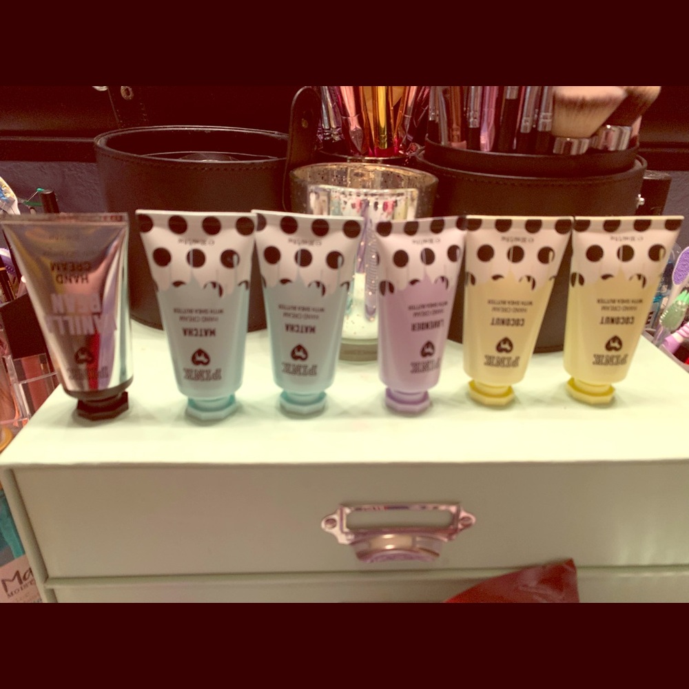 Mini VS Pink lotions
